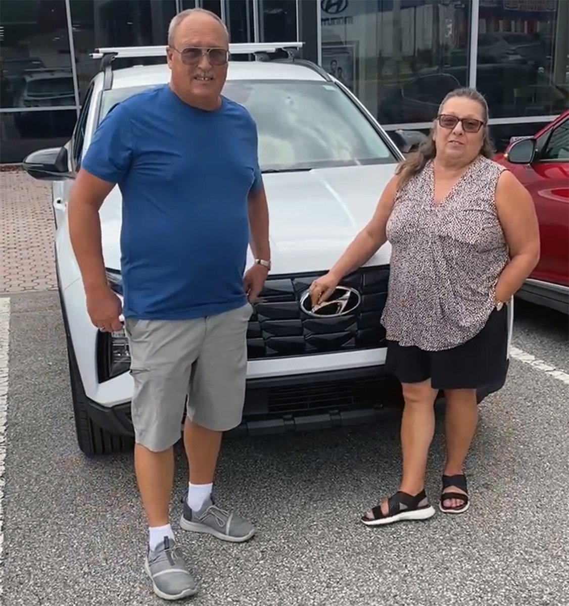 LakelandHyundai's tweet image. Bob &amp;amp; Sarah Bugielski were #CustomerReferrals to #LakelandHyundai when they were searching for a #GreatDeal on a #NewSUV - salesperson #TreyPeterson made sure buying was #Fast, #Fun &amp;amp; #Easy - #Congratulations &amp;amp; #Enjoy your #Tucson - We&apos;re here for you - #Referral