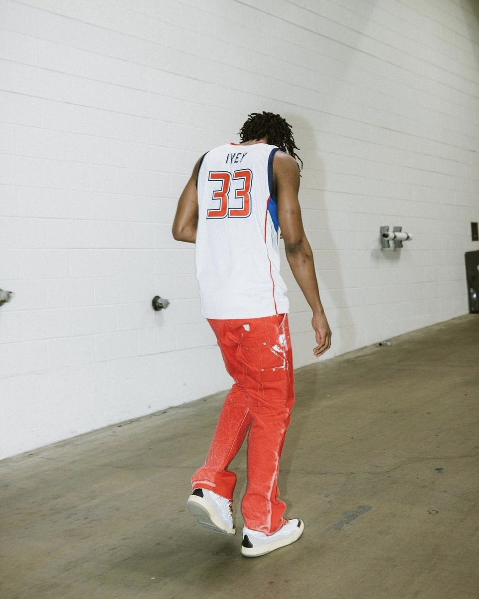 B/R W Sports tweet media