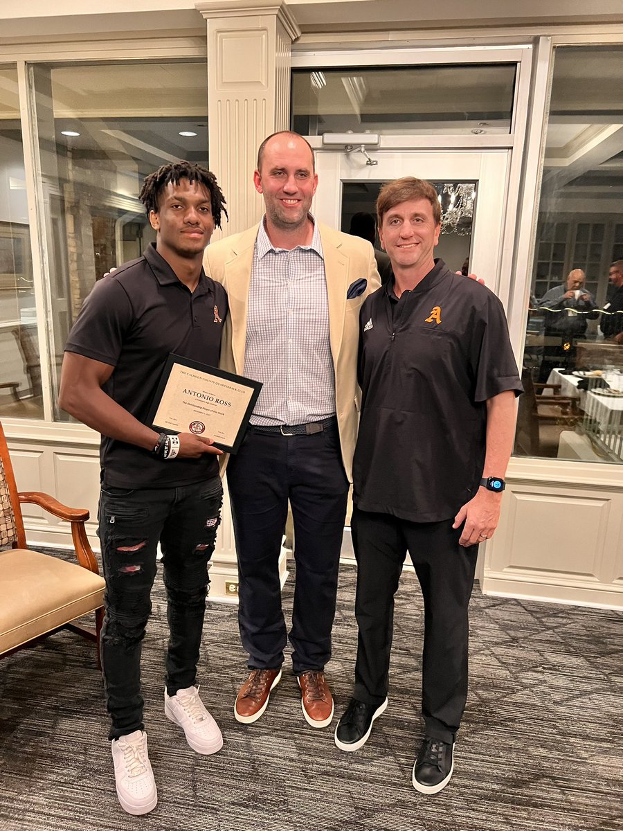 ChampionsSA16's tweet photo. Thank You to Calhoun County Quarterback Club for all you do for kids in our County💯Congratulations to @tonio_ross of @alexandria_cubs and @IceManSloan of @PiedmontHS for being Players of the Week  @matt8schaub was Awesome‼️ @UVAFootball @NFL  Thank You! #championsplayhere https://t.co/xxkRXexrQx