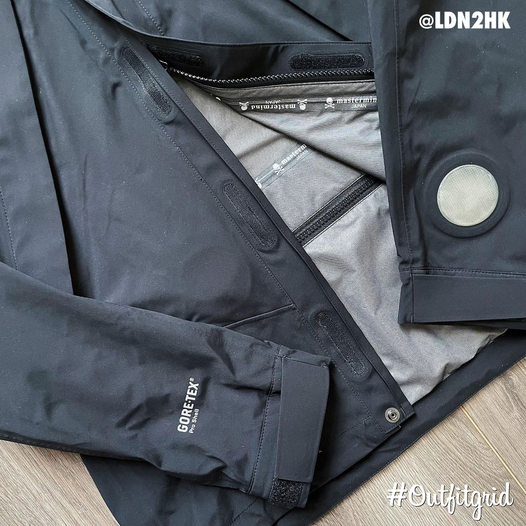 outfitgrid's tweet photo. Today's top #outfitgrid is by @ldn2hk.
▫️ #Alyx #Cap
▫️ #Julius7 #Pants
▫️ #Mastermind x #FeelLike #Tee
▫️ #Rolex #Watch
▫️ #Acronym x #Nike #Blazers
▫️ #Ambush #Bracelet
▫️ #FrankWilder #Necklace
▫️ #Mastermind #FusionProject #Jacket https://t.co/d1d4fKRnlp