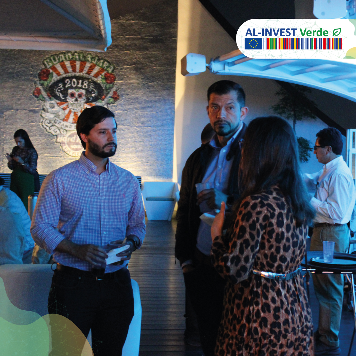 ComCoparmex's tweet photo. Comenzamos las actividades con el Welcome Drink, espacio para conocer a los 25 proyectos ganadores de la primera convocatoria y prepararnos para las capacitaciones de los siguientes días. 🙌🏼
#CONEXIÓNVerde @ALINVESTVerde #Sequa @UEenMexico https://t.co/Fy6x4jcKpb