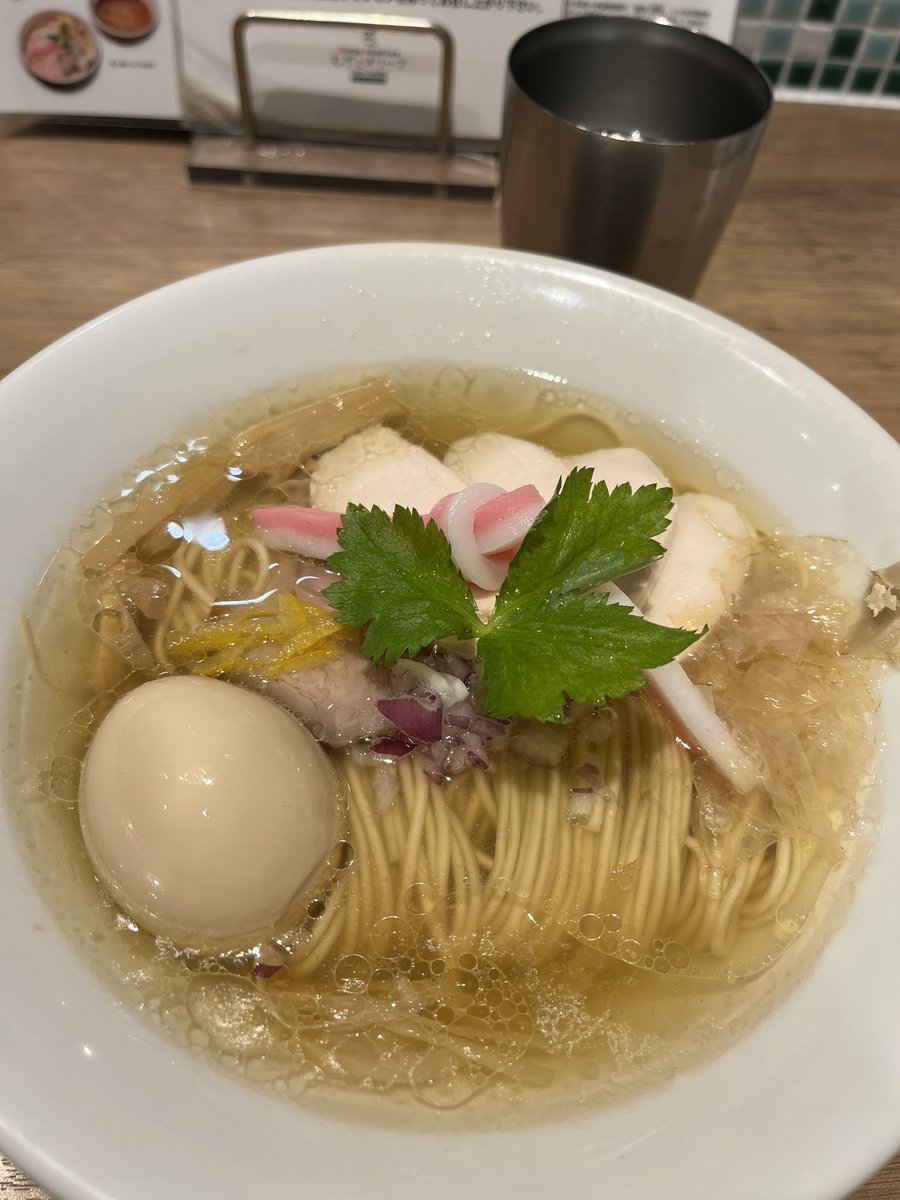 k7o0o's tweet photo. 醤油も良かったけど、スープは断然✨塩が良かった♡ https://t.co/SCCbmGkkAI