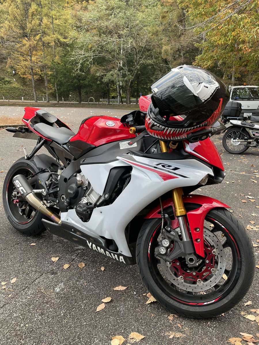 br55atown's tweet photo. ヒョンなことから完全復活したくさい笑
#ヤマハ #YAMAHA #YZFR1 #YZF
#SCPROJECT #RITECH https://t.co/KfZ8UpHtuT