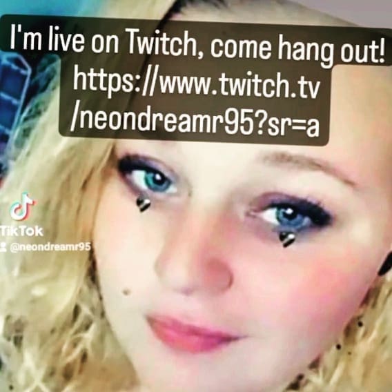 NeonDreamr95's tweet photo. https://t.co/TTsF7YBJbZ #twitch #xboxseriesx #fortnitecommunity #livestream #twitter #insta #FYP #fypage #girlgamers #gamergirl #followontwitch #supportsmallstreamers #smallstreamercommunity #online #battleroyale #Live #LiveStream https://t.co/NrazBRQVrw