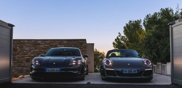 PremsaMotorCat's tweet image. EL PORSCHE TAYCAN ALCANZA LAS 100.000 UNIDADES PRODUCIDAS. @Porsche_Iberica @Jaruizescudero @PremsaMotorCat #Porsche #APMCmotor