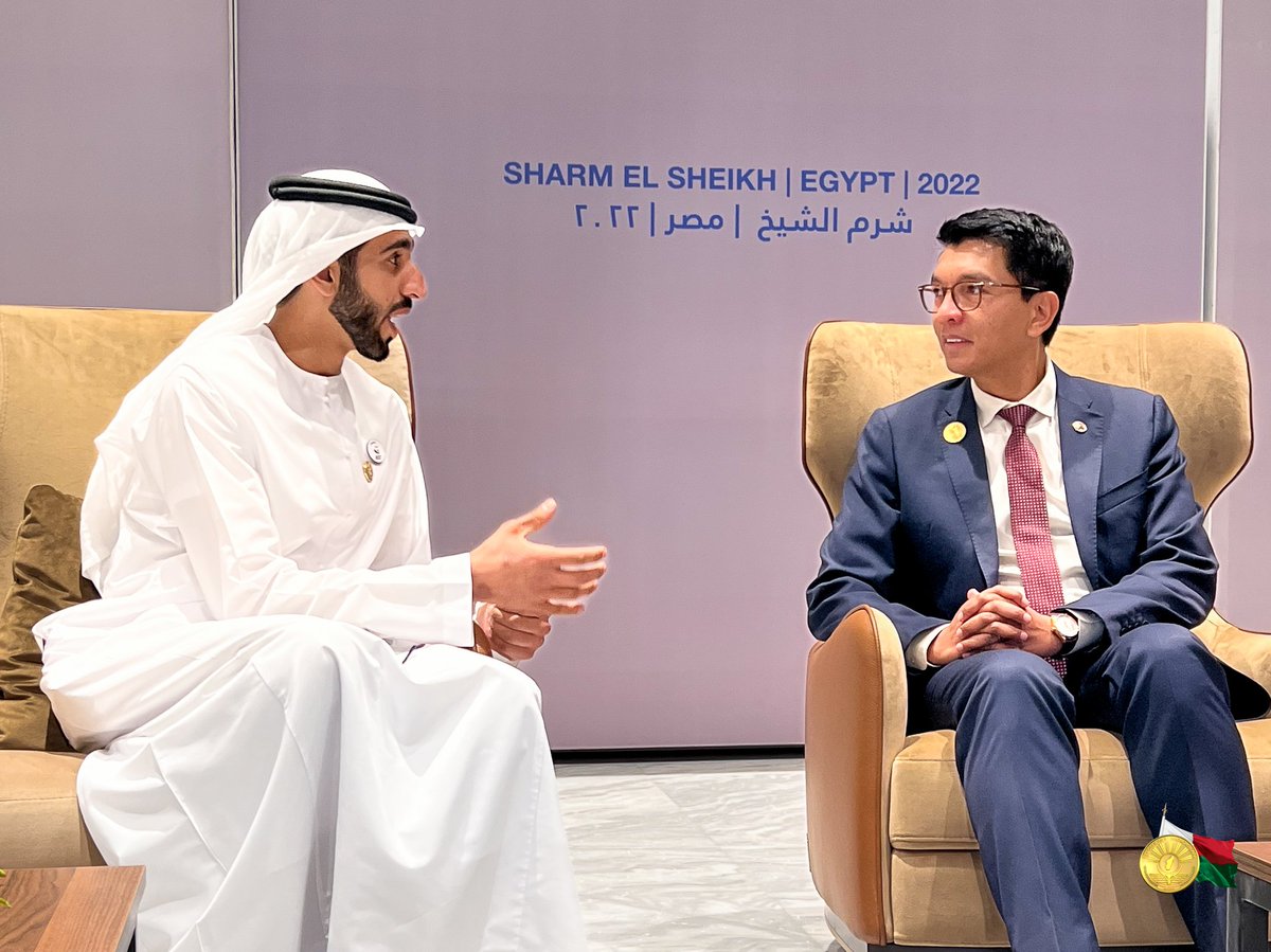 J'ai eu le plaisir de rencontrer le Cheikh Shakboot Bin Nahyan Al Nahyan, Ministre d'Etat des Affaires Étrangères des Emirats Arabes Unis, en marge de la <a href="/COP27P/">COP27</a>. 

Nous avons évoqué divers défis de notre époque, face auxquels les Emirats Arabes Unis portent des positions utiles.
