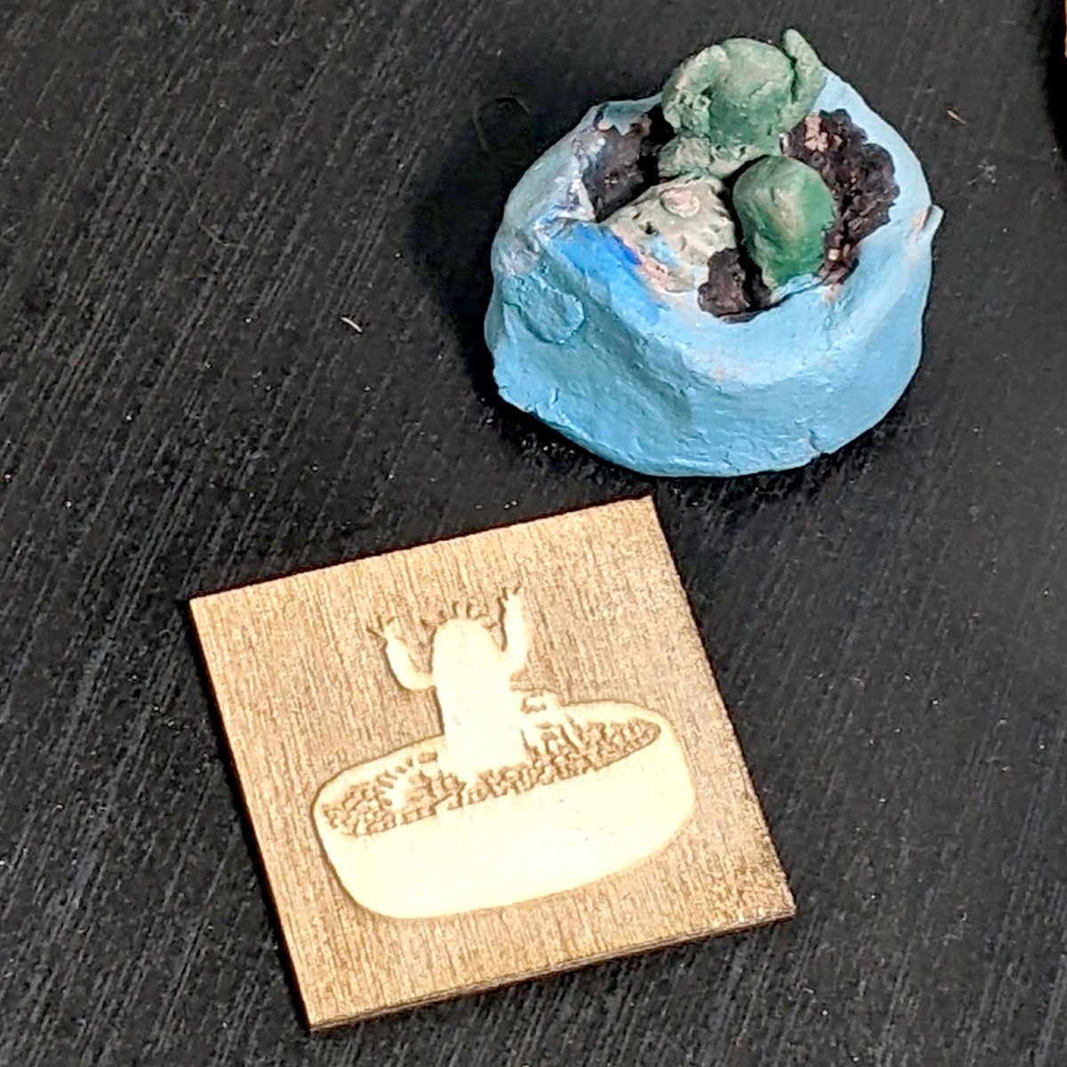 dac_add's tweet photo. Some more wonderful micro artworks from Arbroath UAL3. Handmade and handpainted models that were also used as reference to design laser cut stamps.

#dundeeandanguscollege #Arbroath #contemporaryart #college #art #ual #3d #model #lasercut #printmaking https://t.co/5axRIttcYY