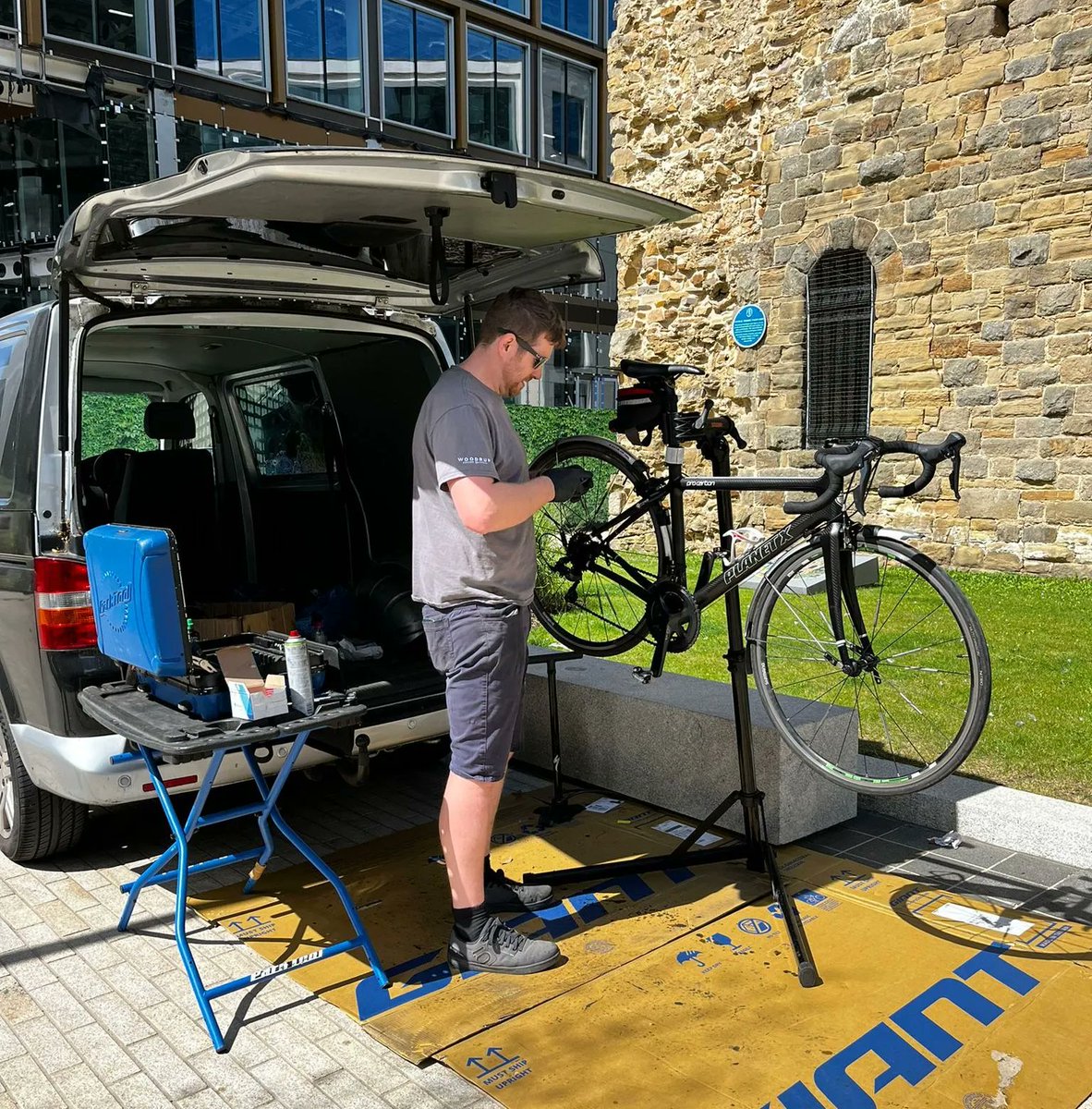 Heads up, cyclists! Bring your bikes to Tower Square this Wednesday and Thursday, 11am-3pm, for free bike servicing by the experts at <a href="/woodrupcycles/">woodrup cycles</a>. For Wellington Place occupiers only! Get there early to reserve your spot 🚲 
More details here: buff.ly/3RLS7MN