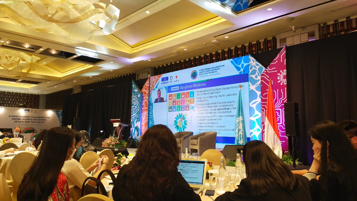 RadistiPraptiwi's tweet photo. Pleased to represent @UnivEsaUnggul at the @unescojakarta SCAN-AP, discussing collaboration between science networks in Asia and the Pacific to tackle complex issues related to #WaterResourceManagement, #climatechange, #sustainable use of #biodiversity &amp; #ecosystem. https://t.co/LN1LwWn1GV