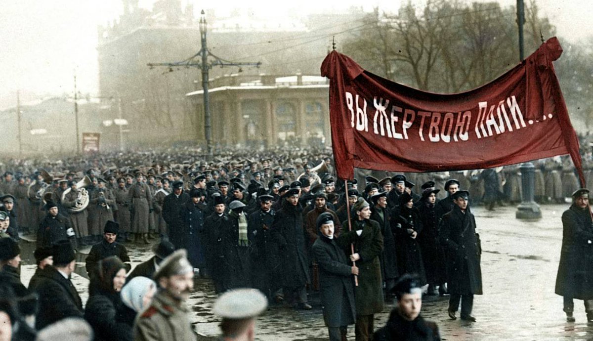 YonatanMR9's tweet photo. Hace 105 años, en Rusia, la historia del mundo cambió para siempre cuando la clase obrera, por primera ves en la historia, conquistó el poder y se embarcó en la gigantesca tarea de transformar la sociedad.
 #RevolucionDeOctubre vive en todo aquel que lucha por un mundo mejor https://t.co/E0Vbe9R2JW