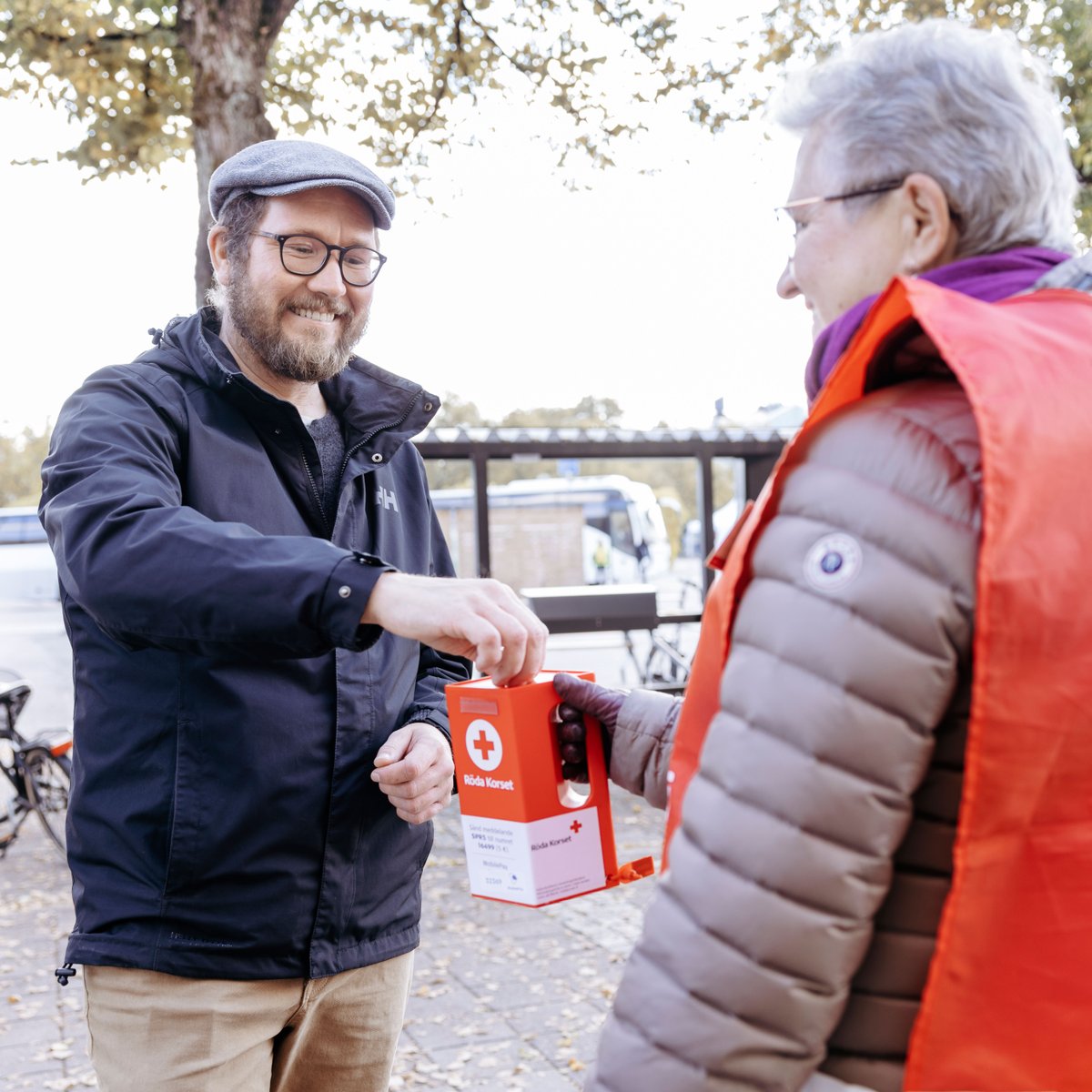 Valtava voimannäyte Punaisen Ristin vapaaehtoisilta ja tukijoilta 💪 Yhdessä keräsimme Nälkäpäivänä 2,2 miljoonaa euroa!

9 000 vapaaehtoista keräsi varoja katastrofirahastoon, jolla autetaan hädänalaisia ihmisiä maailmalla ja kotimaassa.

Lämmin kiitos kaikille lahjoittajille ❤️
