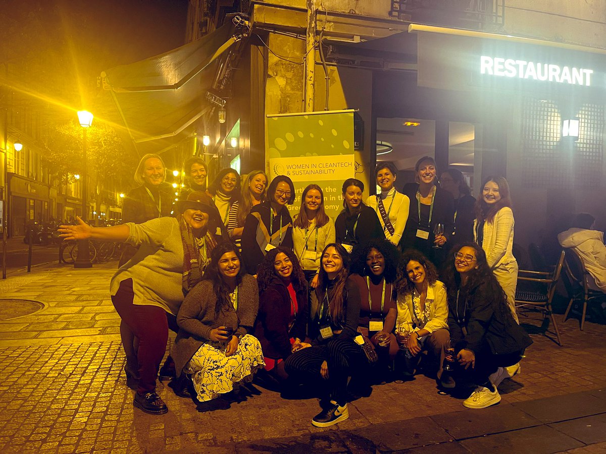WomenCleantech's tweet photo. Thank you to everyone who joined us at BICHE for our happy hour in Paris last night! Cheers everyone! #womenincleantech #paris #europe #network #community #women https://t.co/bdqG9tjCir