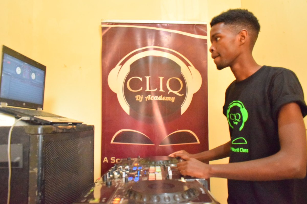 Each day we continue to perfect the skills we love so much. Enrol now to be the next biggest Vdj. 0733 92 12 99. #cliqdjacademy #cliqdjs