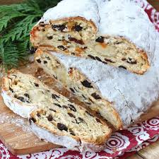 Almawashere's tweet image. This is the election according to Trump... #stollenbread #germanchristmas #learntospellyouidiot