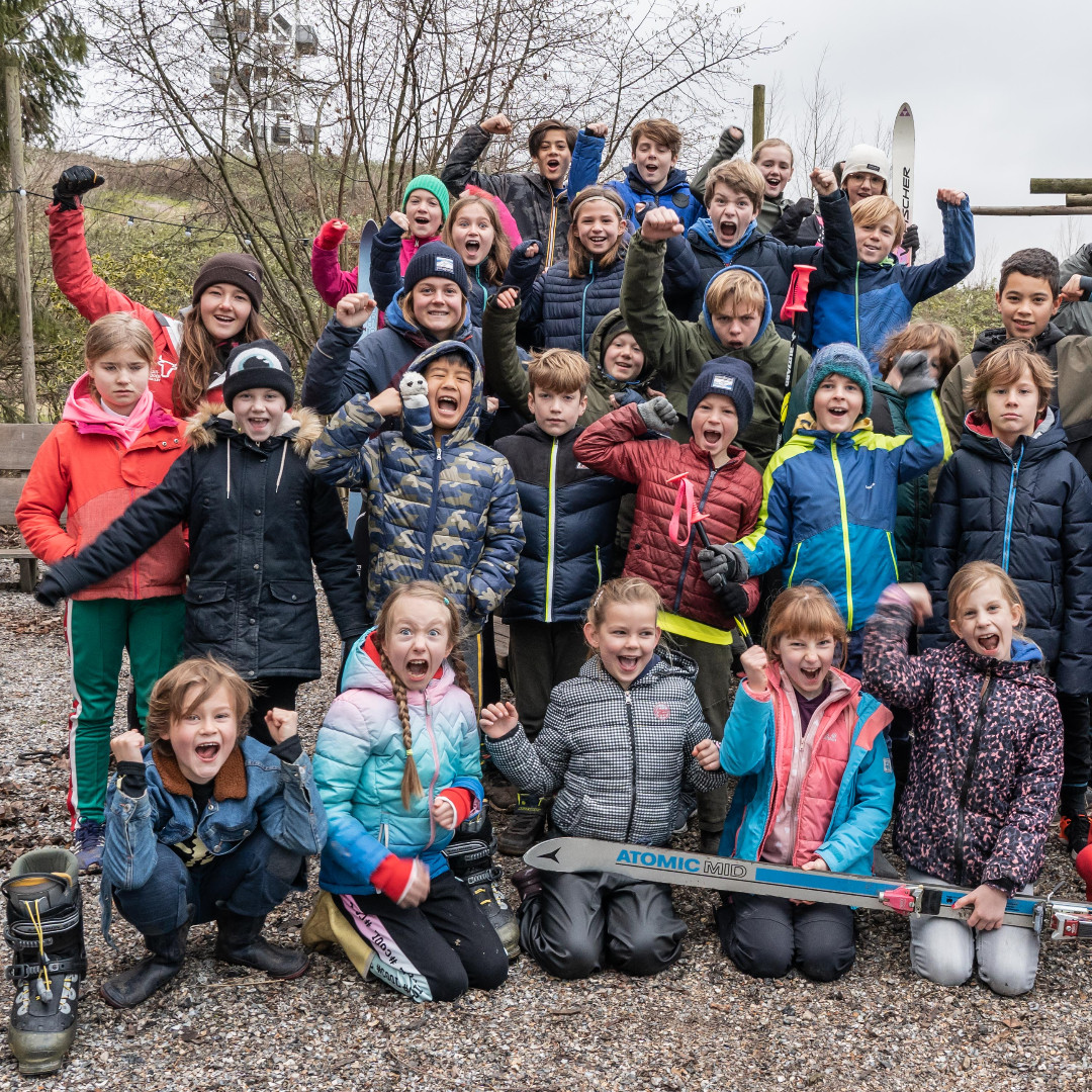 Ga in de kerstvakantie op avontuur, leer skiën en snowboarden en maak nieuwe vrienden! Bij Outdoor Valley beleef je de leukste avonturen tijdens het winterkamp. 🏕️ ☃️

✅8 -15 jaar
✅4 of 5 dagen
✅09:00 tot 17:00 

Meld je snel aan via de link! 😄
ow.ly/T9fA50LrXnK