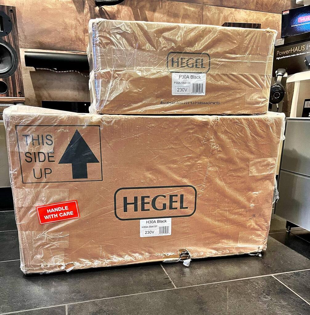 AudioVenue's tweet photo. The new Hegel P30A and H30A have arrived.
.
#music #sounds #amplification #amplifiers #hegel #hegelamplifier #hegelp30a #hegelh30a #hegelpre #hegelpower  #hifi #luxuryhifi #audio #audioealing #hifimaidenhead #ealing #hifilondon #maidenhead .#prepower #po… https://t.co/HmFh7z0j5A https://t.co/Nxta9FAwrA