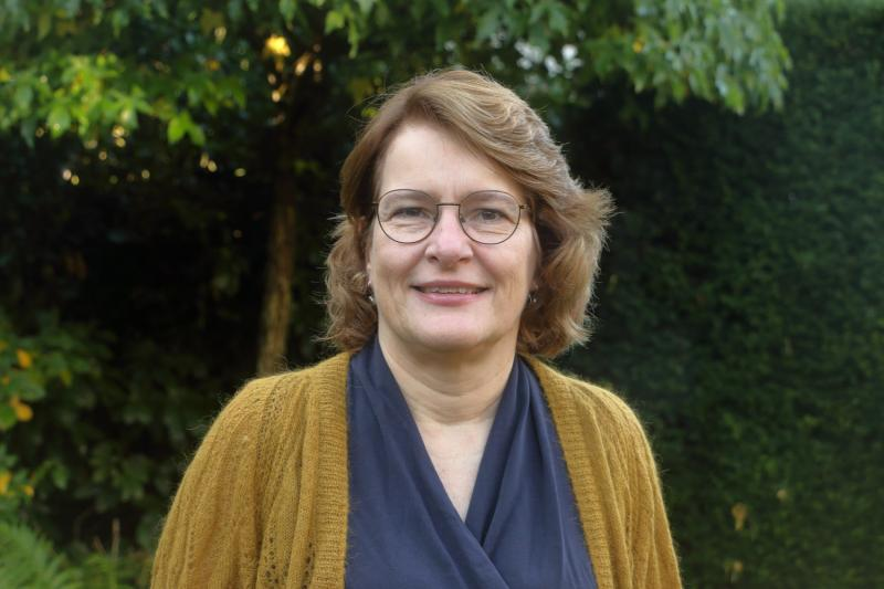 WURfoodsafety's tweet photo. #welkombijWUR | De RvB van @WUR heeft Birgit Loos benoemd tot Algemeen Directeur @WURfoodsafety met ingang van 1-1-23. Zij volgt @vangorcom op die met pensioen gaat. Birgit Loos is momenteel hoofd van het Centrum Voeding, Preventie en Zorg van het @rivm. https://t.co/sMk8TtVijj https://t.co/BSYupHieau