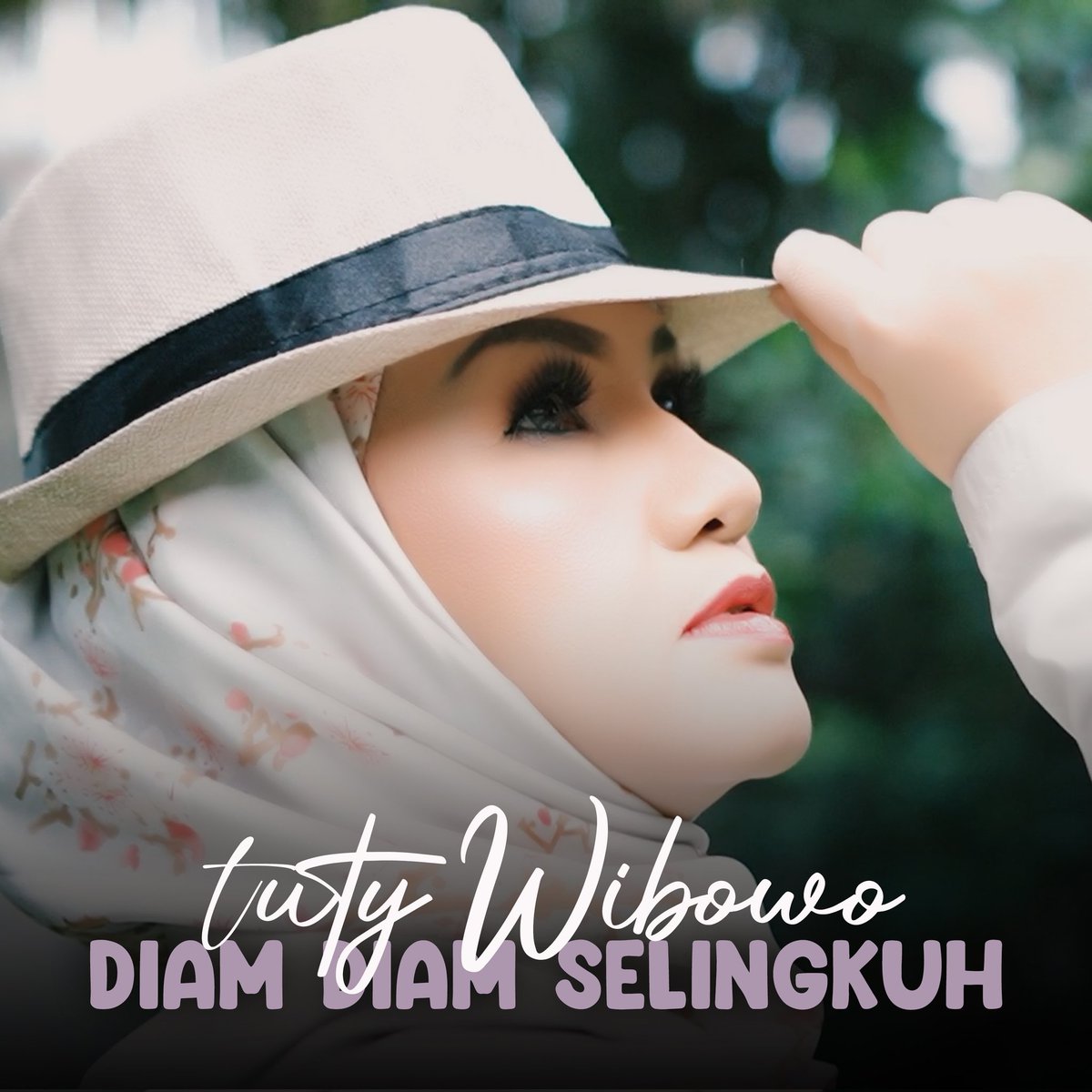 #DendangSore
Yuk dengerin lagu terbaru nya "anak" dari bunda Corla 😄
Hits single DIAM DIAM SELINGKUH <a href="/tutywibowo/">Tuty Wibowo</a> // label <a href="/SaniMusicID/">Sani Music Indonesia</a>