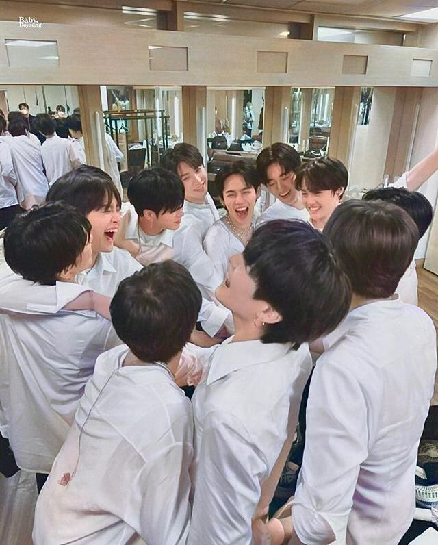 _treasure12_'s tweet photo. *My forever cravings* 🥺

💎TREASURE OT12 REUNION💎

#TREASURE https://t.co/hOrca1Z1DM