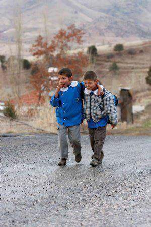 MuratSenyurt7's tweet photo. Tüm sıcaklığı ve içtenliğiyle sarmışsa seni bir dost eli,
bütün yollar uzak olsa ne yazar...!

/Selahattin yaşar https://t.co/UTGwAEbqa2