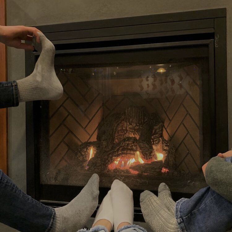 studysofi's tweet image. ⌕ search ᎓ #studytwt #collegetwt

•sofia, 18 anos 
•ela/dela, infj
•cursando psicologia 

✦: psicologia, neurociência e desenvolvimento pessoal 

não sou nova aqui mas dessa vez quero ser mais ativa na conta e compartilhar minha trajetória &amp;lt;3