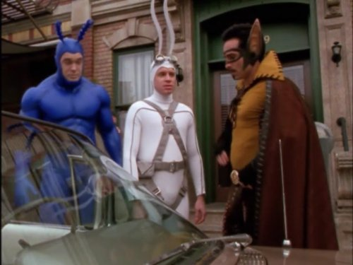 k50cullen's tweet photo. In 2001 and 21 Years Ago, #TheTick premiered on @FOXTV on this day RT and Like if you remember and miss this show. (@paddywarbucks, #DavidBurke, @CarbonellNestor, @LizVassey, @ben_edlund, #BarryJosephson, #BarrySonnenfeld, @larrycharlesism, #DavidSacks, @SPTV) https://t.co/yTcSEoVDr7