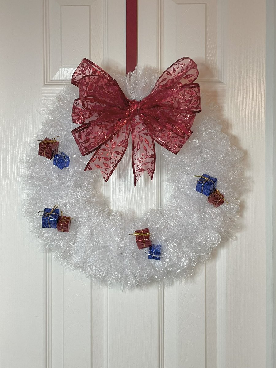 This was an order I got to have free reign over and got to do whatever I wanted. I absolutely LOVE the way this one turned out. I call this one Winter Wonderland!