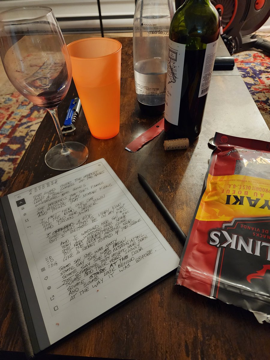 BillardAnd's tweet photo. Wine, water, jerky, and song.

Monday. https://t.co/I74V8Wf9Gz