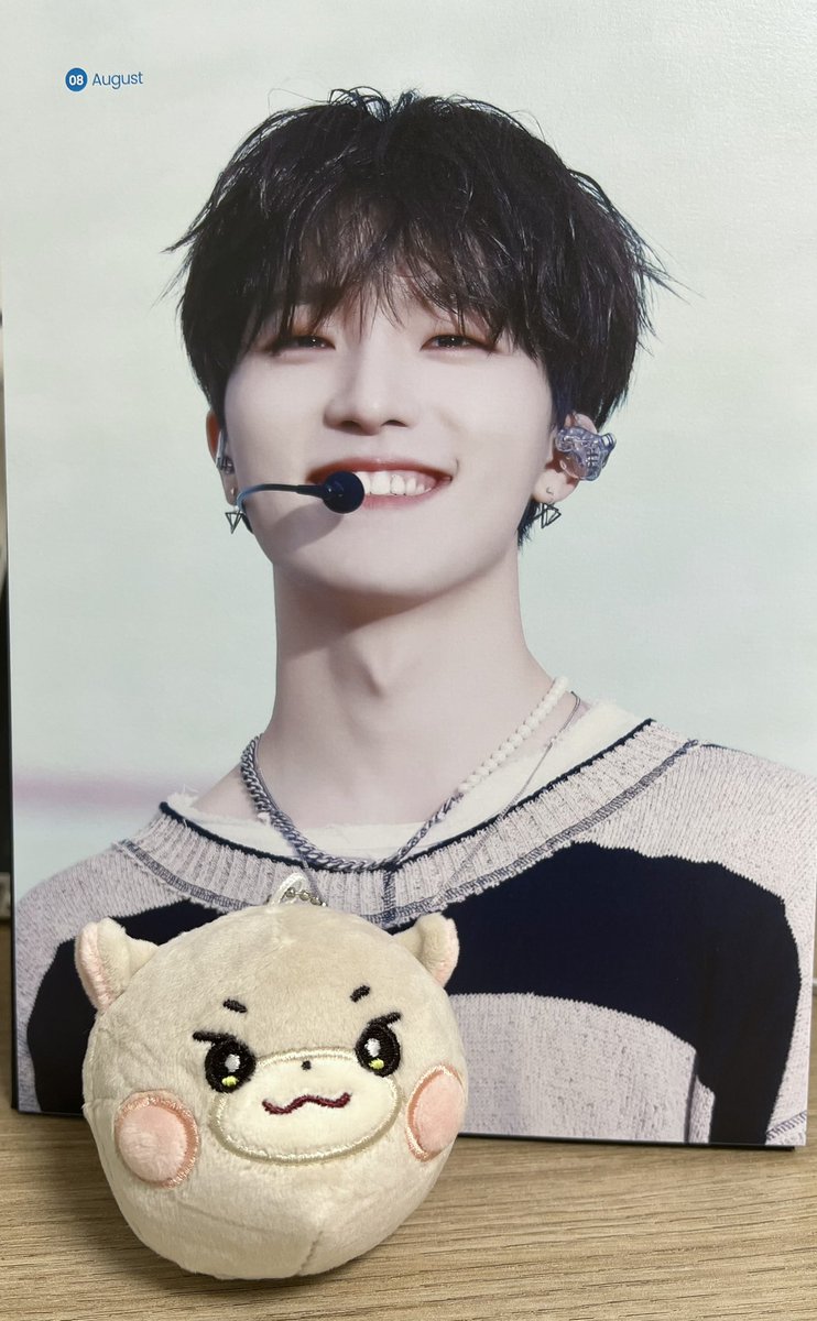 치즈님 디노 전시회 선착 특전 짜닝볼 왔다ㅠㅡㅠ 너무 말랑말랑하고 귀엽고 한입거리야 와압🥹