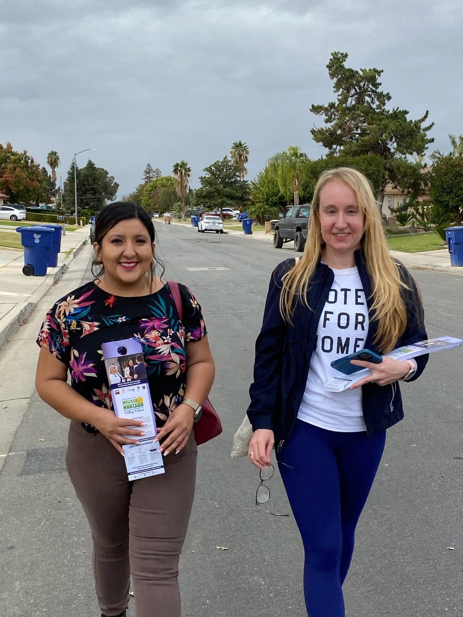 MHurtadoCA's tweet photo. My #ValleyStrong team &amp; I this #GOTV2022 have knocked on thousands of #CentralValley doors to talk w. voters about why I am running this #ElectionDay2022 in #SD16 as a #ValleyValues advocate to ensure funding for #Water, #Food, PublicSafety, #Agriculture, &amp; continued #BudgetWins. https://t.co/Rjy6cU2cQR
