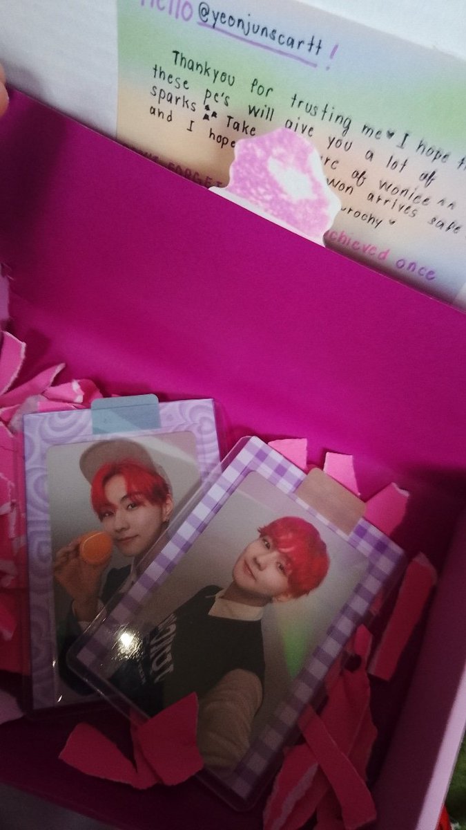 yeonjunscartt's tweet photo. Parcel from @airamelleera
#rochieved
Tysm for letting me adopt won po super Ganda and secured ng packaging🫰
Ang sarap din po Nung freebies hehe.
Will probably order from this shop again🥹
#yeonjunsMAILS https://t.co/RaorNPahbg