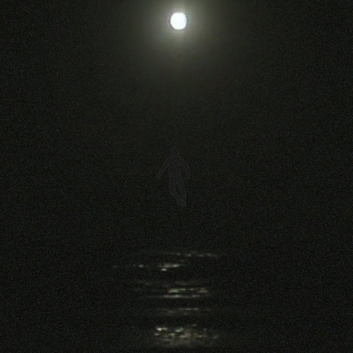 NFTmaki's tweet photo. If you're looking to change your destiny tonight, you might consider picking up this 1/1 @smokestacks. 

#LunarEclipse #moon #smokestacks #NFT 
https://t.co/qT7KE4YuU1 https://t.co/guqpM2U2j3