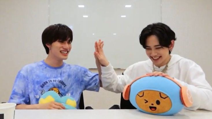 choihyunonly's tweet photo. we love you, mashiho and yedam. always.
@treasuremembers https://t.co/eU2FyWI6Zm