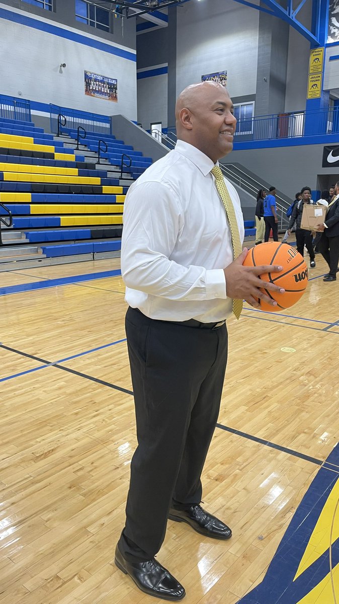 Mae Jemison Basketball tweet media