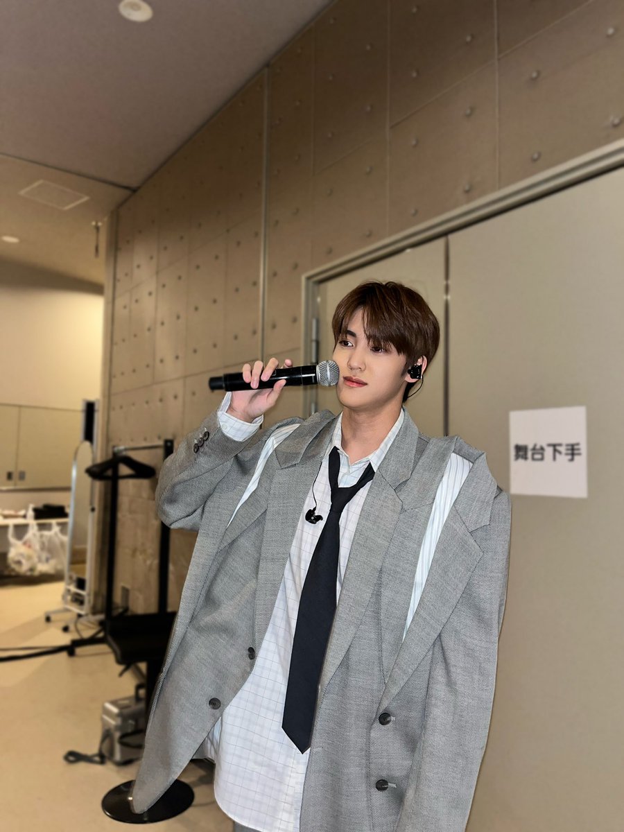 syv__official's tweet photo. [#송유빈] 도쿄 <#KDRAMAOST콘서트> 완료 🎤

K-DRAMA OST 콘서트 Vol.1 성료 🎵
함께 해주신 일본 송메이트 여러분 감사합니다! 
다음에 또 만나요 🤍

-
#SONGYUVIN https://t.co/fGfeQhSrJn