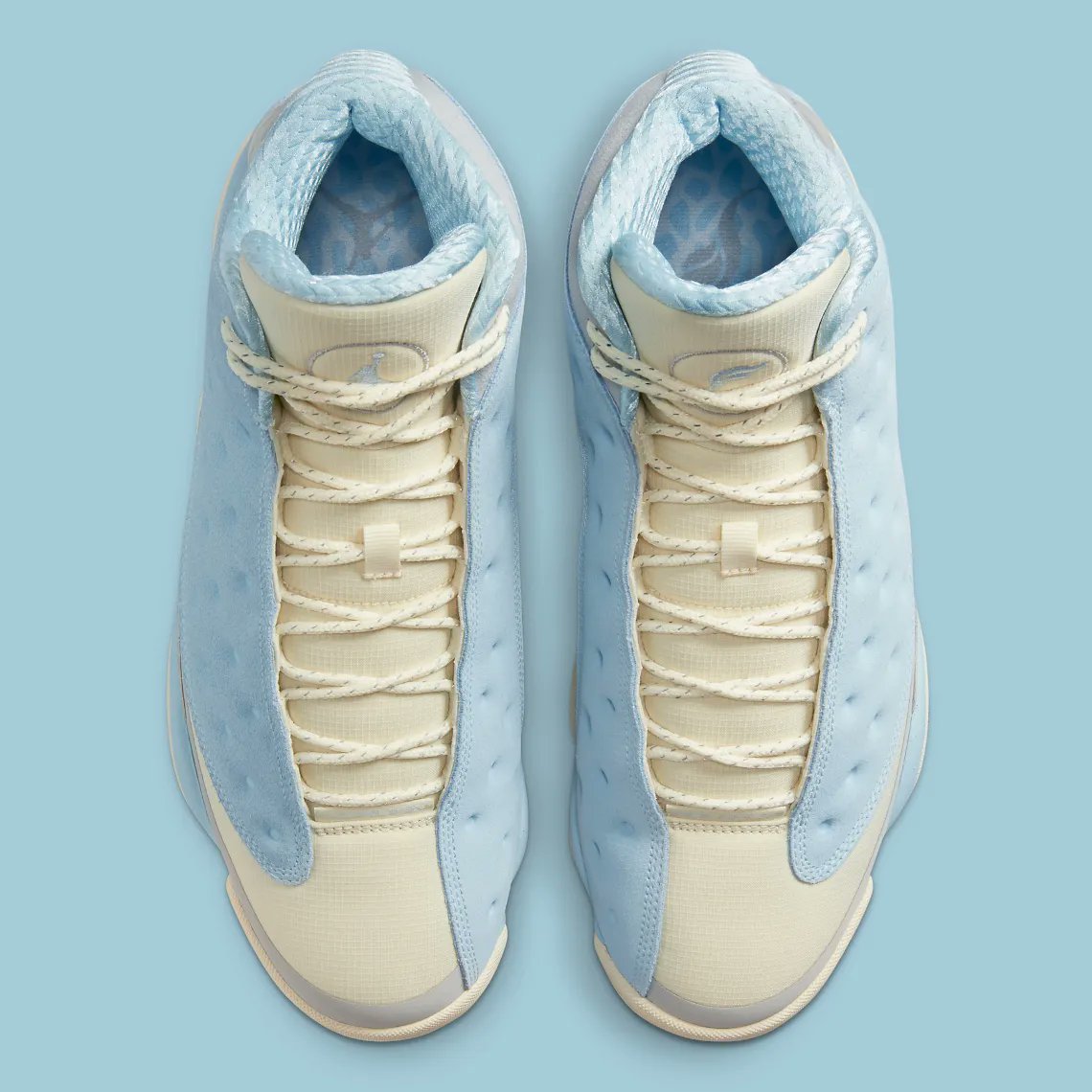 SneakerNews's tweet photo. Sole Fly x Air Jordan 13 🌊 
https://t.co/Rv6eZOxRtB https://t.co/GWPLNbEtaV