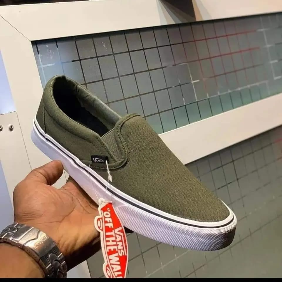 shoeplugkenya's tweet photo. 𝗣𝗲𝗿𝗳𝗲𝗰𝘁𝗶𝗼𝗻 𝗜𝗻 𝗘𝘃𝗲𝗿𝘆 𝗦𝗵𝗼𝗲
❤Star Mall, Ground Floor Shop G1
❤ 0710625165 ❤Countrywide Deliveries
Vans Off The Wall
Ksh 1999/_
Subaru #MainaAndKingangi Githeri Congo Sonko Uhuruto #homeworkslave NOTHING PERSONAL $LUNA Westlands Xhaka #MuskIsATool #Binance https://t.co/9ExmsJFJba
