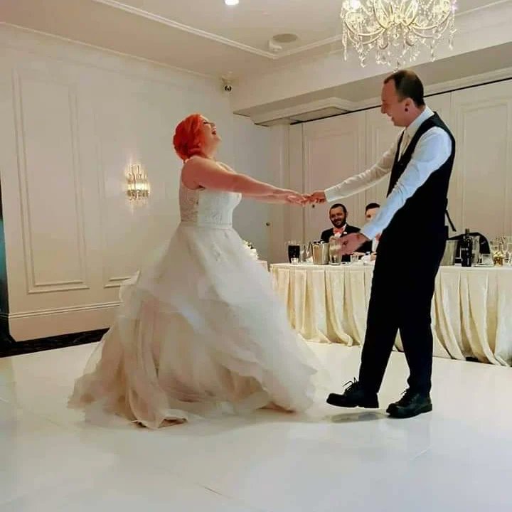 DeeAstorTTV's tweet photo. Monday 7th November 2022
Happy 1st wedding anniversary my love 
This year's been shit but we've remained strong
And I have no doubt we can get through anything else life has to throw at us 

Tuesday 8th November 2022
After the darkest nights, the brightest light will always shine https://t.co/SFQAcvGUxX