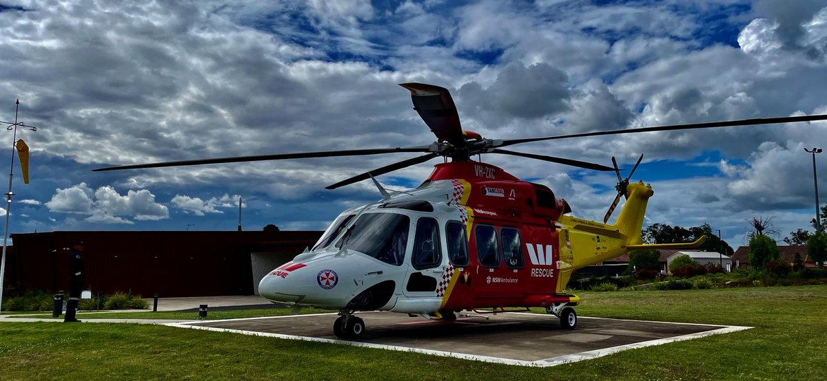 WRHS_official's tweet photo. The Westpac #RescueHelicopter in #Inverell this afternoon for an urgent #InterHospitalTransfer of a woman to #Tamworth Rural Referral Hospital. #StaySafe #Aeromedical https://t.co/t3yxrPutyt