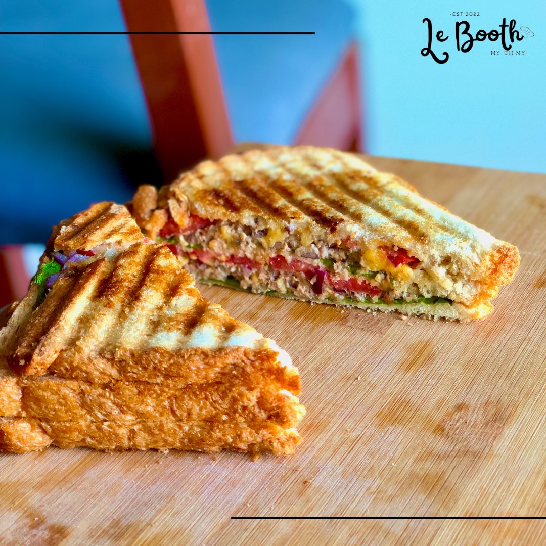 lebooth_kgl's tweet photo. It is already a best seller🥪😋 https://t.co/5RaET3OW84
