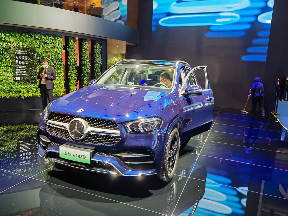 studyhard009's tweet image. 奔驰CEO：舒尔茨访华绝对正确，不能疏远中国。“中国是奔驰的第二故乡”。相比之下，英国佬真是拎不清😏