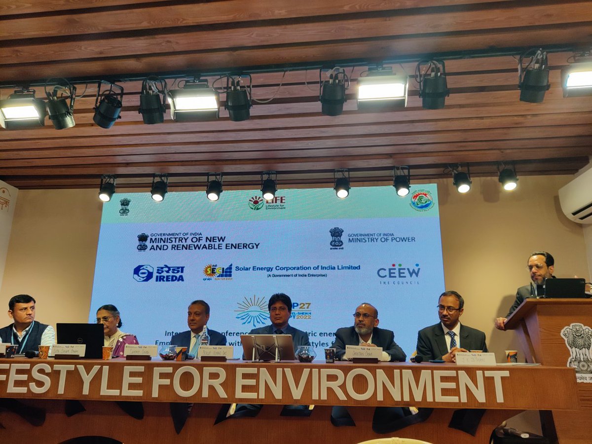 CEEWIndia's tweet photo. #COP27 #HappeningNow at India Pavilion

Panel 'Showcasing India’s flagship missions embodying LiFE Principles'
w/ Pradip Kumar Das @IREDALtd
J K Jethani, @mnreindia
Milind Deore,  @beeindiadigital
@sumant_sinha Sinha, @ReNew_Power 
Dipa Singh Bagai, @NRDC_India 
@GhoshArunabha https://t.co/GTi1dg0gnZ