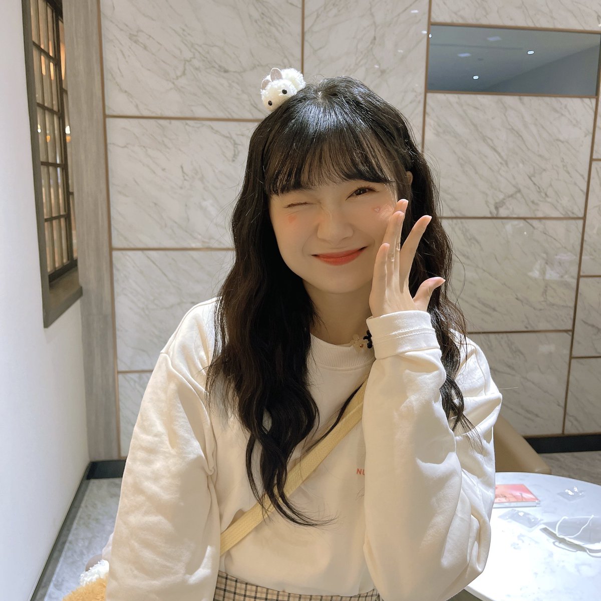 meet48infopage's tweet photo. Another IDOL REVEAL INCOMING🫶🏻

Shengnan Liu, from #SNH48 Team X.(56k followers on Weibo) She’ll attend in #DCLMVMF22 wiz us~😼😼😼

Like, RT and follow @meet48infopage @meet_48 @wayne_maomao for ONE chance to win a customized greeting video clip from herself😉🙈❤️‍🔥 https://t.co/h0rmmMLReU