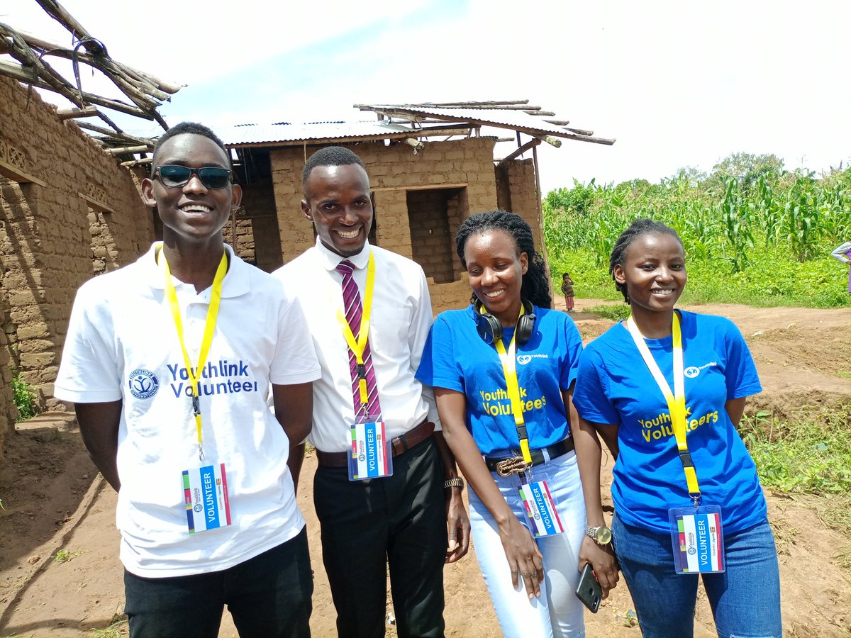 YLFellows's tweet photo. Why award volunteers?👀

Do they really help the community? YES! Yes! and YES✅

Witness who takes the big award this year.

Register and be part of the International Leaders' Fellowship 2022

Click link to register: https://t.co/1ulK1mdkcR
#YILF22 #TheWorldtoKampala https://t.co/YiEMeGPcKc