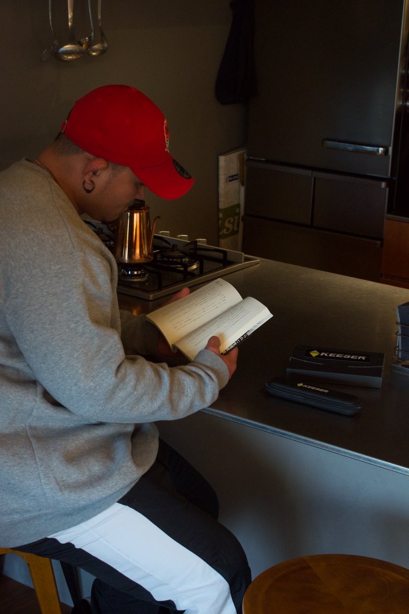 keeser_cbd's tweet photo. ＃CBD #Reading https://t.co/Hd9netg5Vv