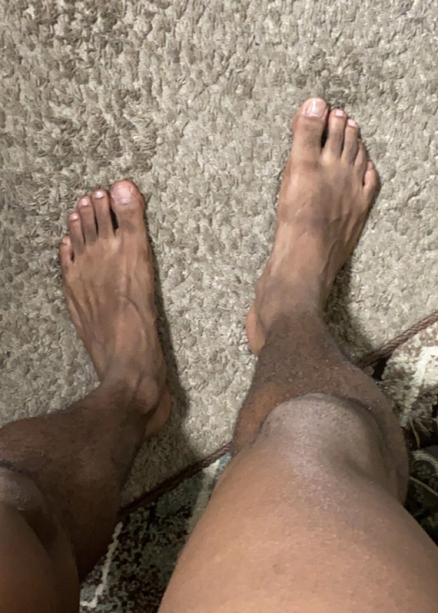FootGod15's tweet photo. I want my toes sucked on. https://t.co/ZK6pQ7jiLC