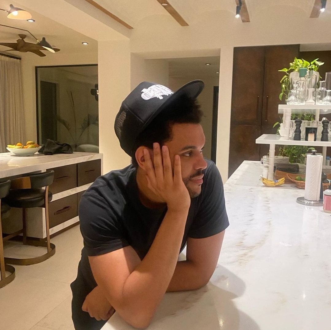 arixabeI's tweet photo. Sexiest man alive is the weeknd 😘 https://t.co/KYgHbiuoCU