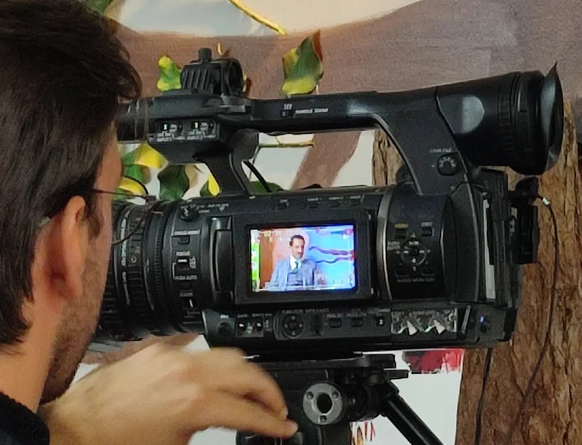 Ege Bölge Koordinatörümüz Salih Fulcun ve Yeşilay Manisa Şube Başkanımız Levent Akçalı,Manisa TV' de Nuray Çevirmeci'nin moderatörlüğünü yaptığı "Hayat Güzel"programı için biraraya geldi.

#yesilay #gencyesilay #iyikivarsinyeşilay #tarzanıntorunları #gencyesilaymanisa #manisatv