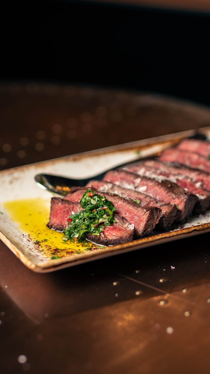 Flat iron steak porn…… 

£15 for 250g of delicious flat iron steak &amp; hand-cut chips available everyday on our menu 😍