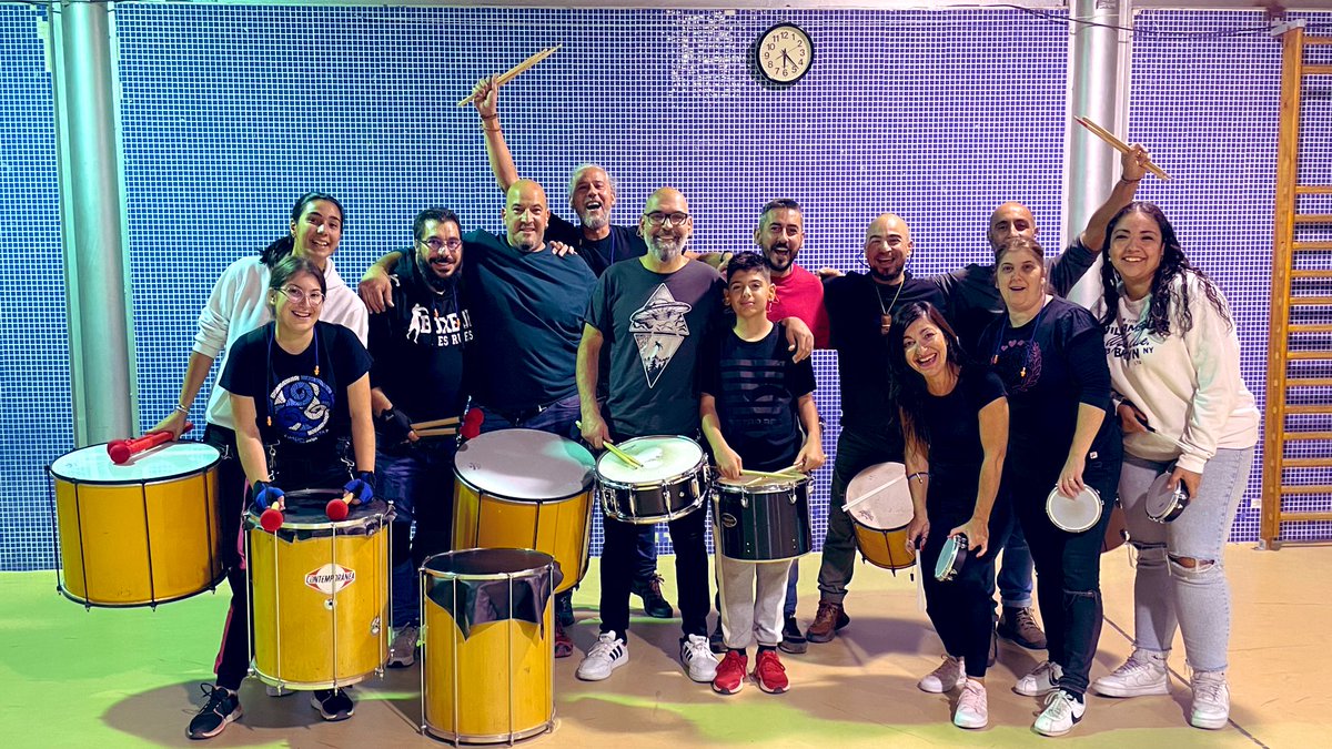 BadalonaBatec's tweet photo. ❤️‍🔥Tornem a bategar amb força i sobretot amb molta alegria! Som-hi! Si vols venir a tocar amb nosaltres… ja trigues!! #Badalona

🥁📧👇🏼
batec.fampas@gmail.com https://t.co/vW7ccxMDmm